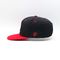 Il cappello piano 3D di Snapback del bordo di schiocco dell'anca ha ricamato nero e rosso