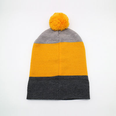 Il peso leggero 58CM tricotta Beanie Hats For Winter Season in Grey Yellow nero