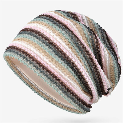 Costume di alta qualità Donna Striped Cappucci a maglia Slouchy Stile Skullies Cappuccio sportivo invernale Outdoor Cappuccio senza manette