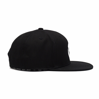 Il cappuccio piano unisex di Snapback del bordo ha impresso il ODM di plastica del fermaglio del modello