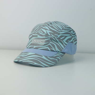 Cappellini realizzati con logo personalizzato stampato unisex