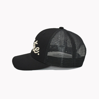 All Seasons 6 Panel Trucker Mesh Cap con ricamo del logo 3D