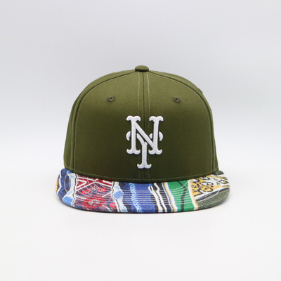 Moda Disegno personalizzato Snapback/ cappello da baseball/ cappello e cappello da uomo con ricamo 3D e logo della visiera