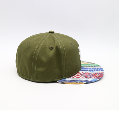 Moda Disegno personalizzato Snapback/ cappello da baseball/ cappello e cappello da uomo con ricamo 3D e logo della visiera
