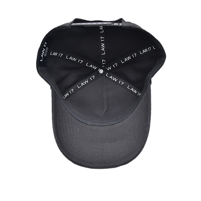Personalizza cappello da baseball in cotone con visore curvo, cinghia regolabile e forma strutturata.