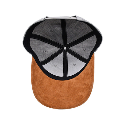 Cappuccio da baseball suede 6 con cuciture e cuciture rinforzate