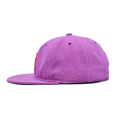 Customized Pink 6 Panel Snapback Cap con visore piatto e logo ricamato in 3D