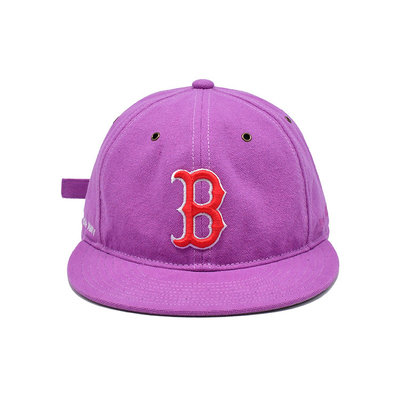 Customized Pink 6 Panel Snapback Cap con visore piatto e logo ricamato in 3D