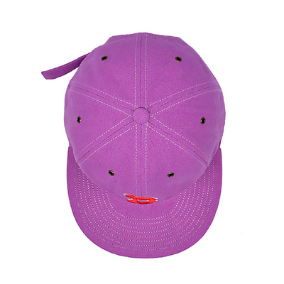 Customized Pink 6 Panel Snapback Cap con visore piatto e logo ricamato in 3D