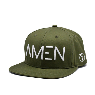 Cappello con logo ricamato con cotone leggero