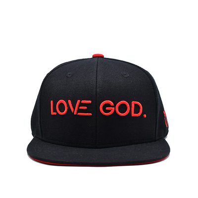 Cappello Snapback in dimensioni regolabili con logo ricamato in 3D e etichetta tessuta stampata con nastro interno