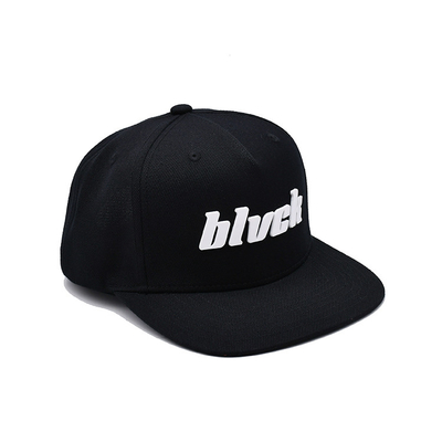 Cappelli unisex a bordo piatto con logo ricamato
