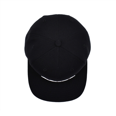Cappelli unisex a bordo piatto con logo ricamato