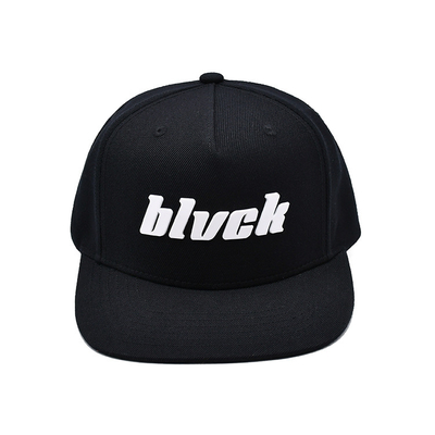 Cappelli unisex a bordo piatto con logo ricamato