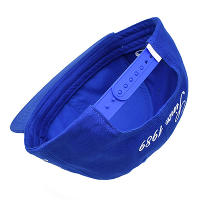 Cappello Snapback a bordo piatto traspirante con logo ricamato su misura