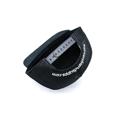 Cappuccio di camion ricamato / Cappuccio di camion Snapback con Snapback di plastica e logo personalizzato
