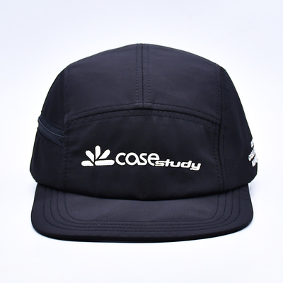 Cappello da campeggio di alta qualità non strutturato a 5 pannelli stampato in nero con tasche decorative