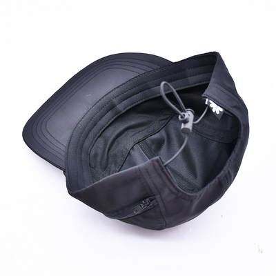 Cappello da campeggio di alta qualità non strutturato a 5 pannelli stampato in nero con tasche decorative