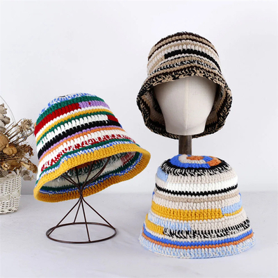Cappello da crochet su misura Colori autunnali invernali Manifattura a strisce Maglietta versatile Cappelli da crochet a secco Cappello da pescatore femminile