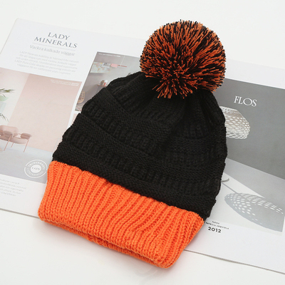 Cappello invernale autunno abbinamento cappelli a maglia Skully trendy caldo con pompom pelliccia pom pom pom per donne doppio colore cappello moda