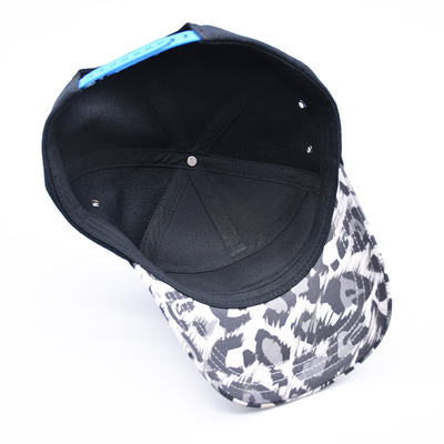 Produttore all'ingrosso di cappelli da baseball con patch di gomma con logo personalizzato ricamato a 7 pannelli