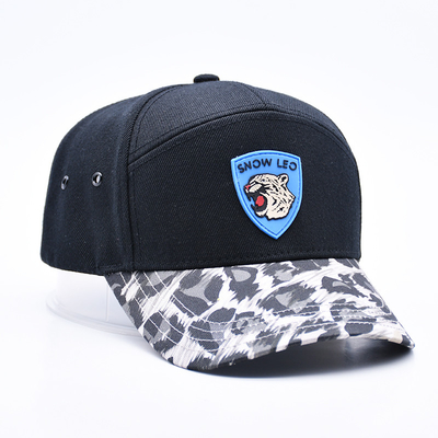 Produttore all'ingrosso di cappelli da baseball con patch di gomma con logo personalizzato ricamato a 7 pannelli