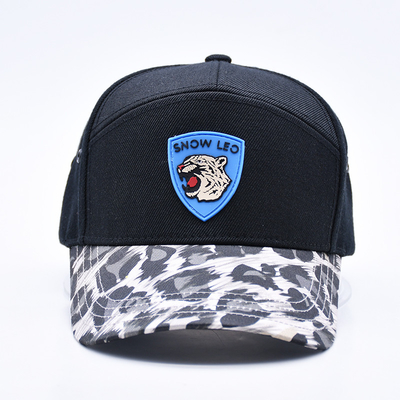 Produttore all'ingrosso di cappelli da baseball con patch di gomma con logo personalizzato ricamato a 7 pannelli