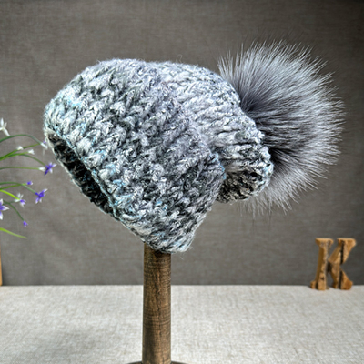 Donne Nuova lana di coniglio pelliccia pelliccia pompom cappello stile di pittura ad olio outdoor caldo Skullies cappuccio invernale