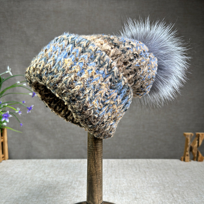 Donne Nuova lana di coniglio pelliccia pelliccia pompom cappello stile di pittura ad olio outdoor caldo Skullies cappuccio invernale