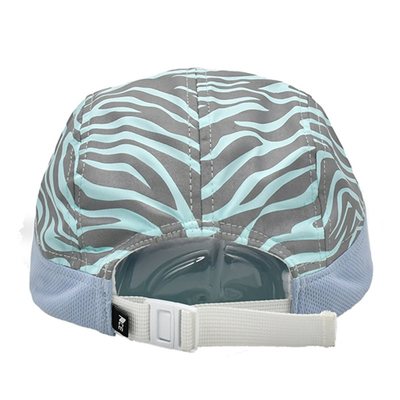 Cappello sportivo regolabile da baseball all'aperto leggero riflettente asciutto veloce 5 pannelli cappelli sportivi con schienale