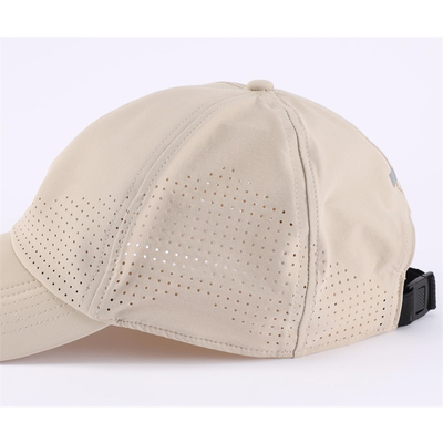 Ingrosso Custom 6 Panel Unisex Laser Perforato Impermeabile Baseball Golf Cap Hat Mesh Cappuccio Sport