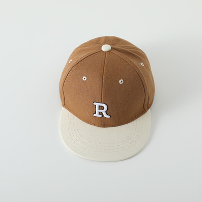 Alte qualità Bambini cotone Flat Brim Sport Cappello Letter ricamo Bambino Outdoor Snapback Cap