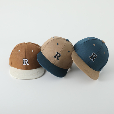 Alte qualità Bambini cotone Flat Brim Sport Cappello Letter ricamo Bambino Outdoor Snapback Cap