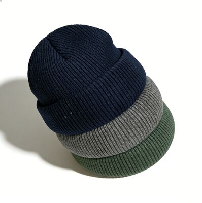 Logo personalizzato Cappelli a maglia con materiale acrilico e circonferenza di 58 cm per il calore invernale