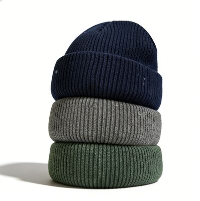 Logo personalizzato Cappelli a maglia con materiale acrilico e circonferenza di 58 cm per il calore invernale
