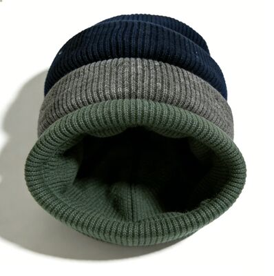 Logo personalizzato Cappelli a maglia con materiale acrilico e circonferenza di 58 cm per il calore invernale