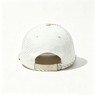 Cappello da golf regolabile con tessuto traspirante e cintura regolabile per un comfort personalizzato