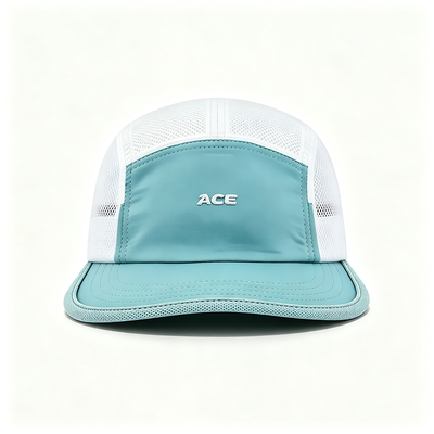 Cappellino da campeggio personalizzato con chiusura a strappo in velcro realizzato con materiali resistenti per una lunga durata