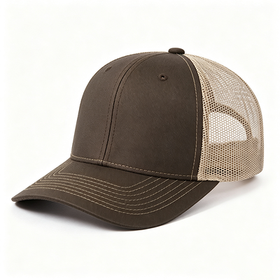 Berretto da camionista unisex progettato con chiusura a scatto regolabile sul retro in rete traspirante e tessuto resistente ideale per l'uso quotidiano all'aperto